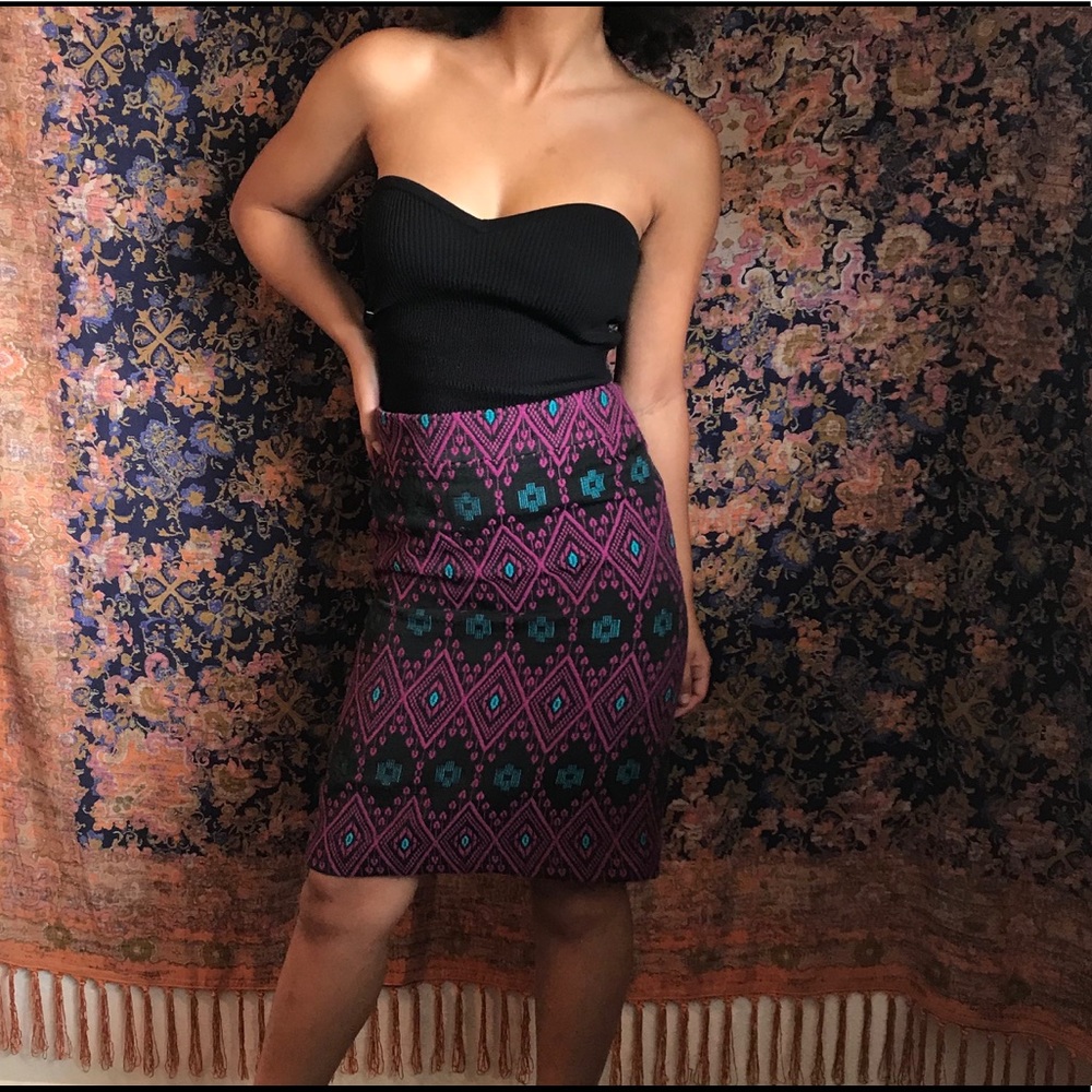 Jacquard pencil skirt